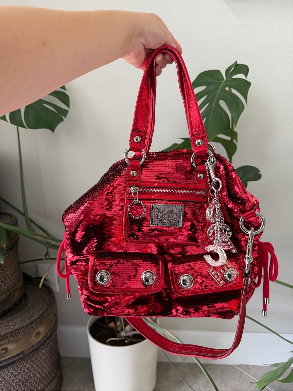 ♥️ Y2K ARCHIVAL RARE Coach Metallic Red Sequin Poppy Spotlight Tote 13821 ♥️